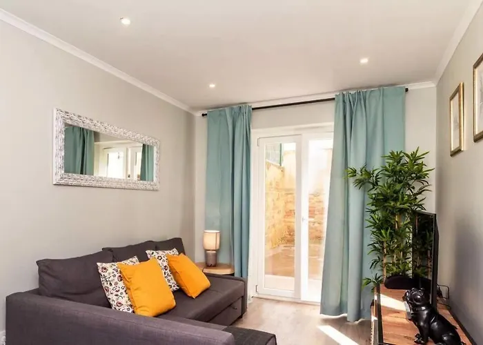 Lapa III Lisbon Apartment